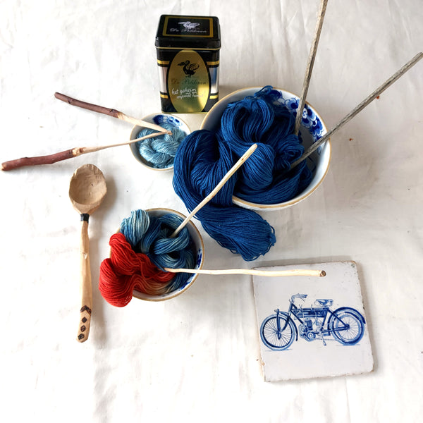 PRE-ORDER DELFT BLUE CLUB "Dutch knit & nibble"